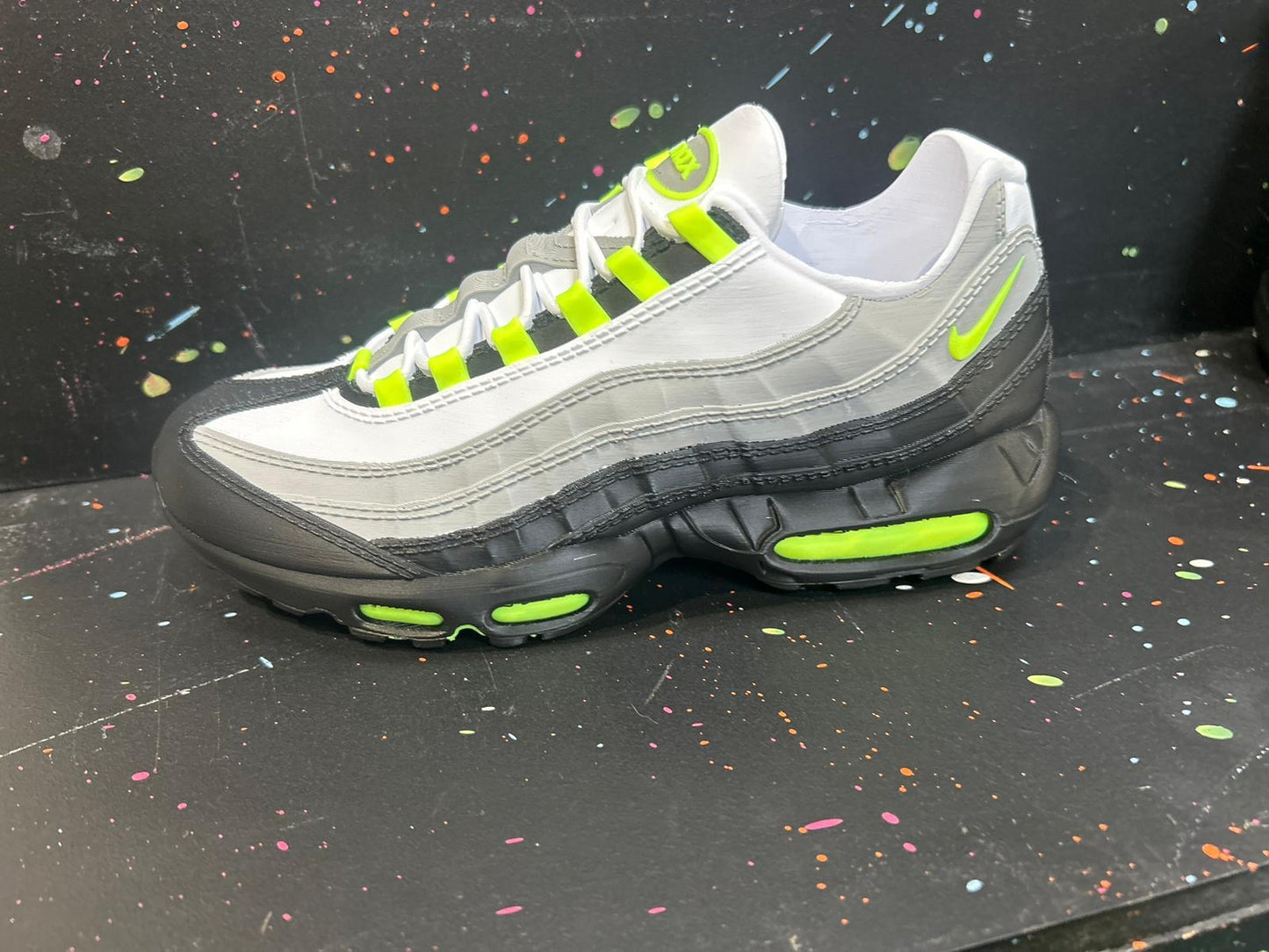 AM95 full colour