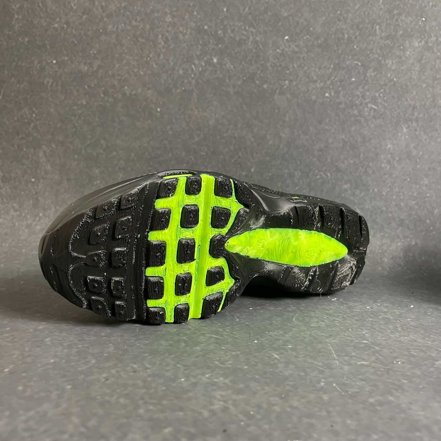 AM95 black and neon planter