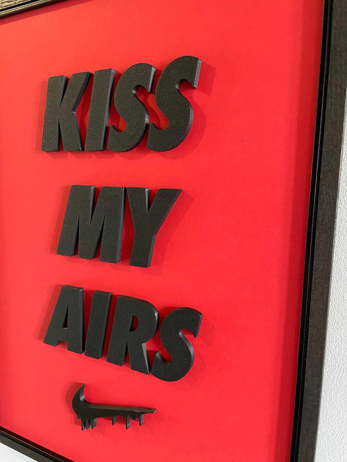 KISS MY AIRS - Red & Black