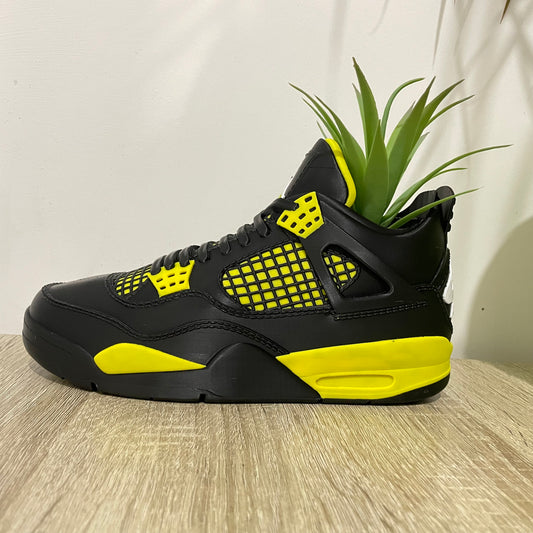 J4 Thunder planter - Yellow