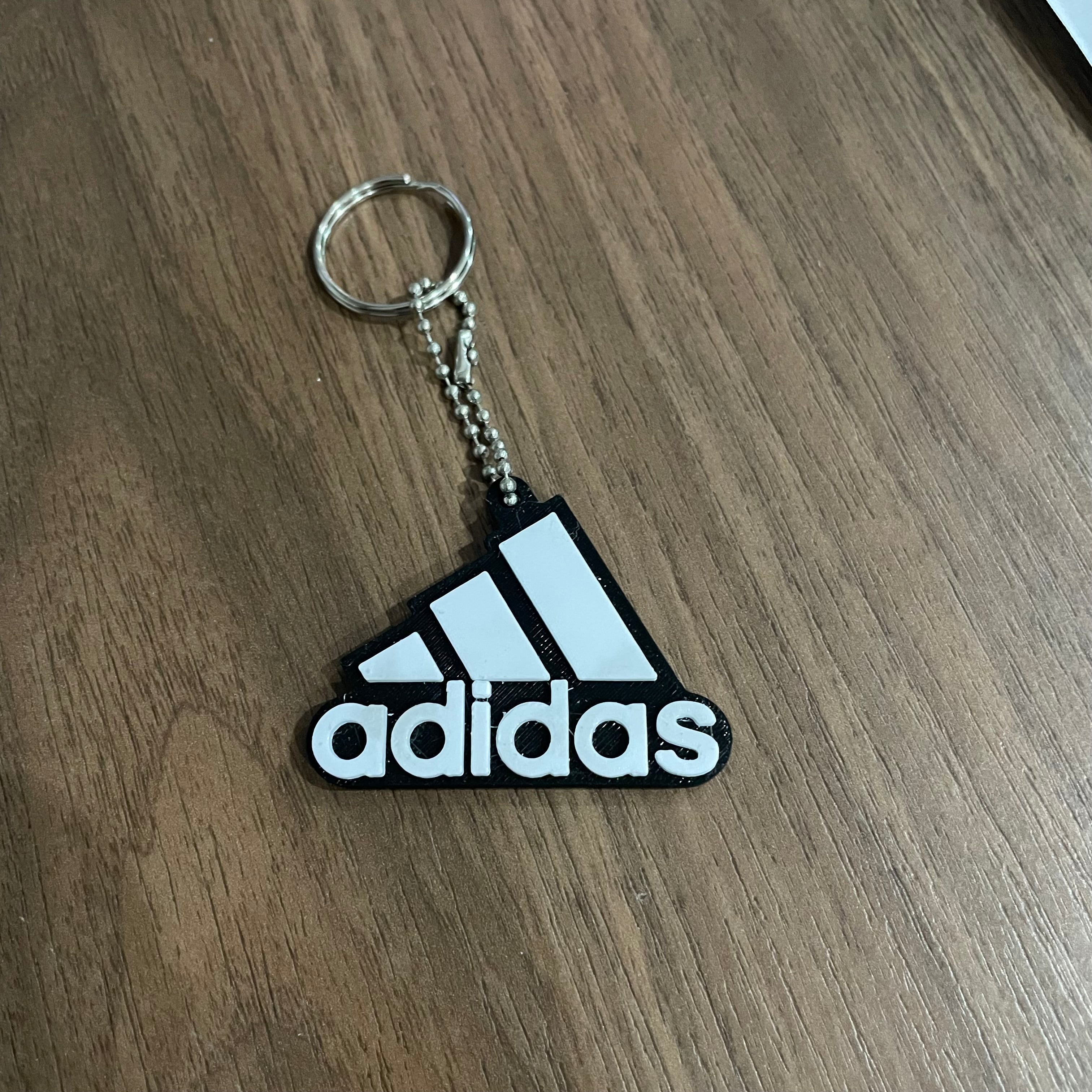 Adidas 03 logo online